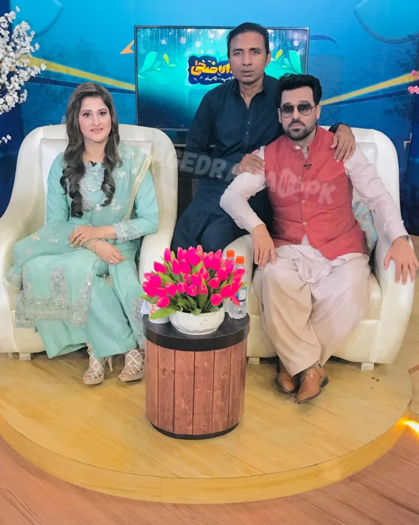 Rashid Kamal with Pakistani actor Afzal Khan