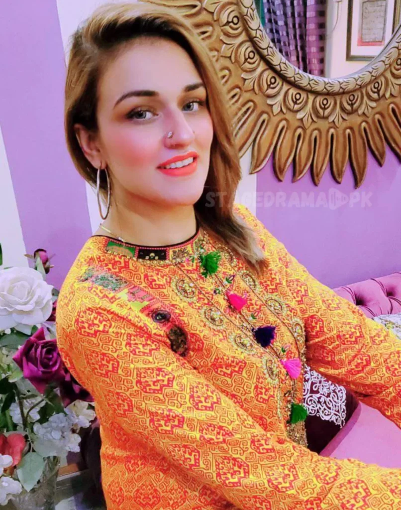 Tabinda Ali stage drama actress