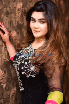 tina chaudhary stage actress