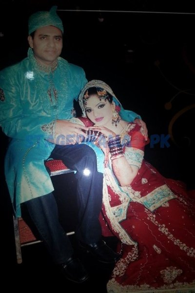 Qaiser Piya with Wife Salma Qaiser on Wedding Day