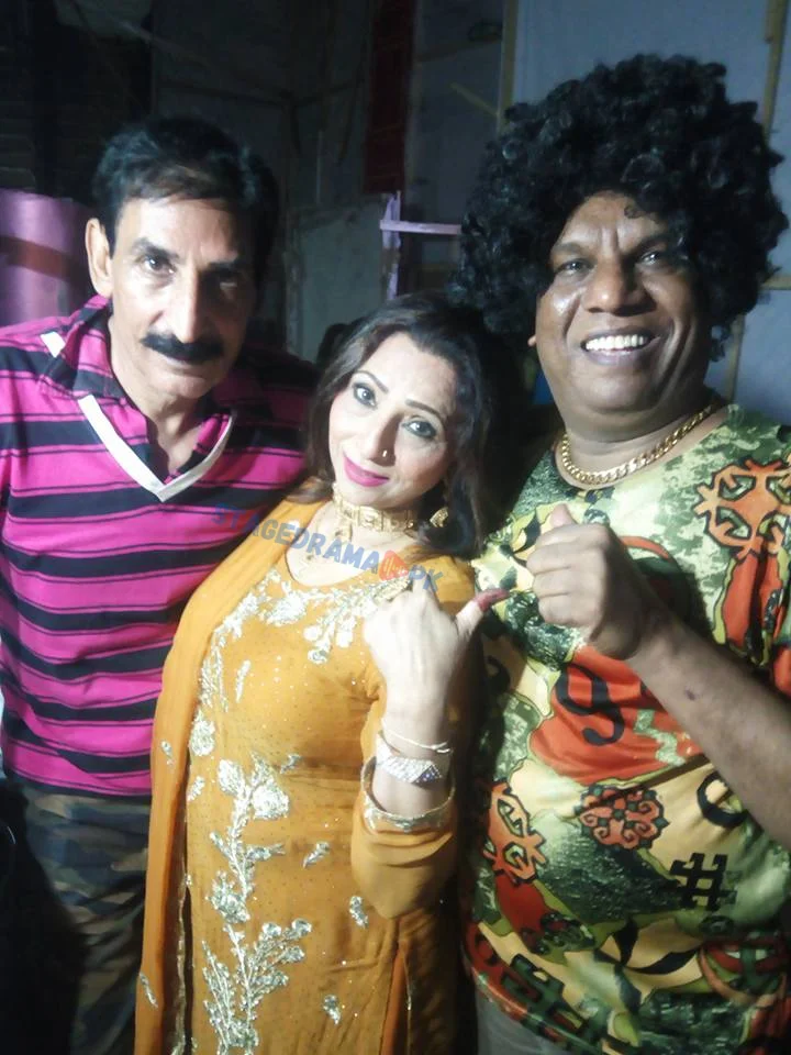 Abida Baig with amanat chan and iftikhar thakur